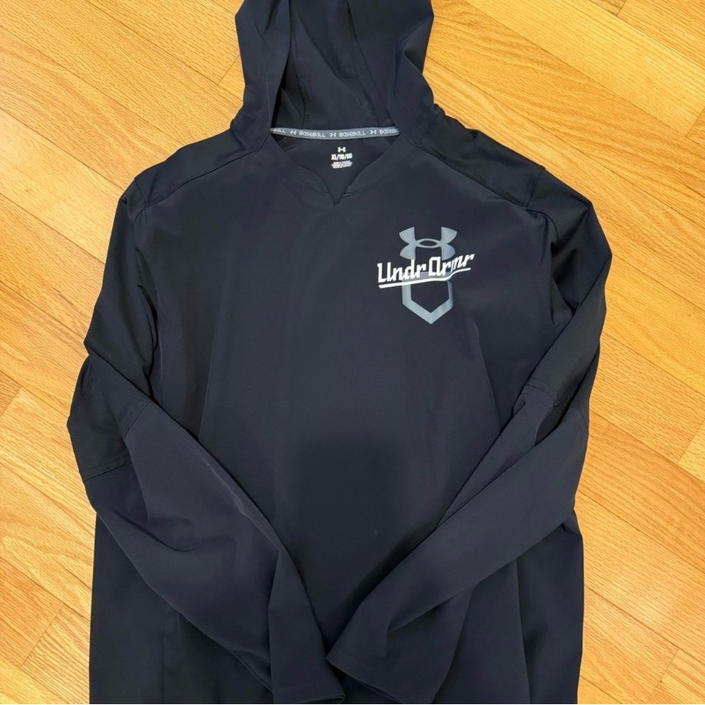 Under Armour Black Baseball Shirt